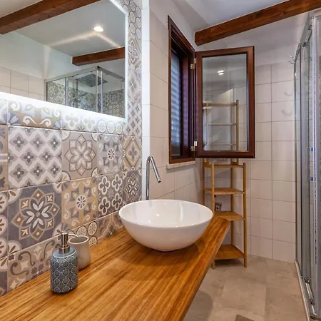 La Stanza Di Vali سبرلونغا